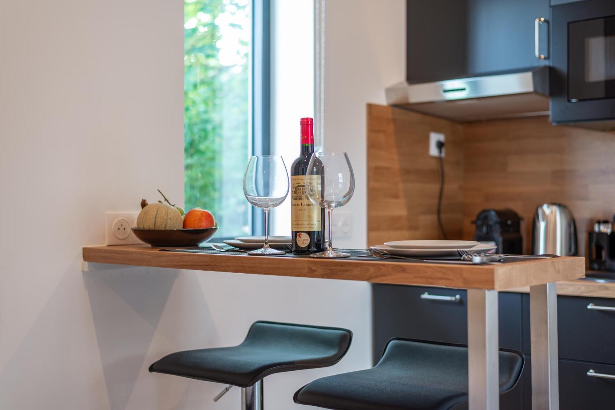 Hébergement de vacances Cosy'n'spa - Tinyhouse - Parking, Hypercentre, Gare Thorigny-sur-Marne